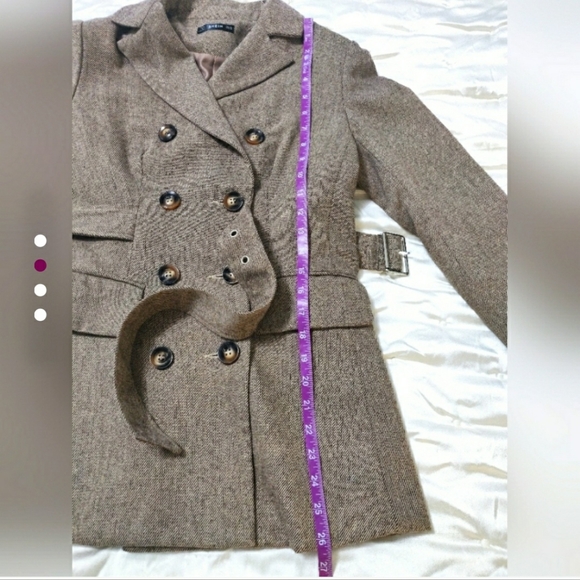 Double Breasted Taupe Blazer. - Picture 8 of 10